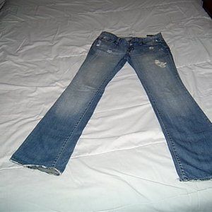 Sacred Blue Maurine Low Rise Jeans Size 28